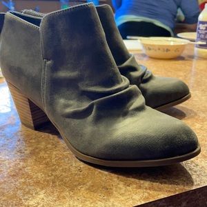 Gray Women’s Boot
